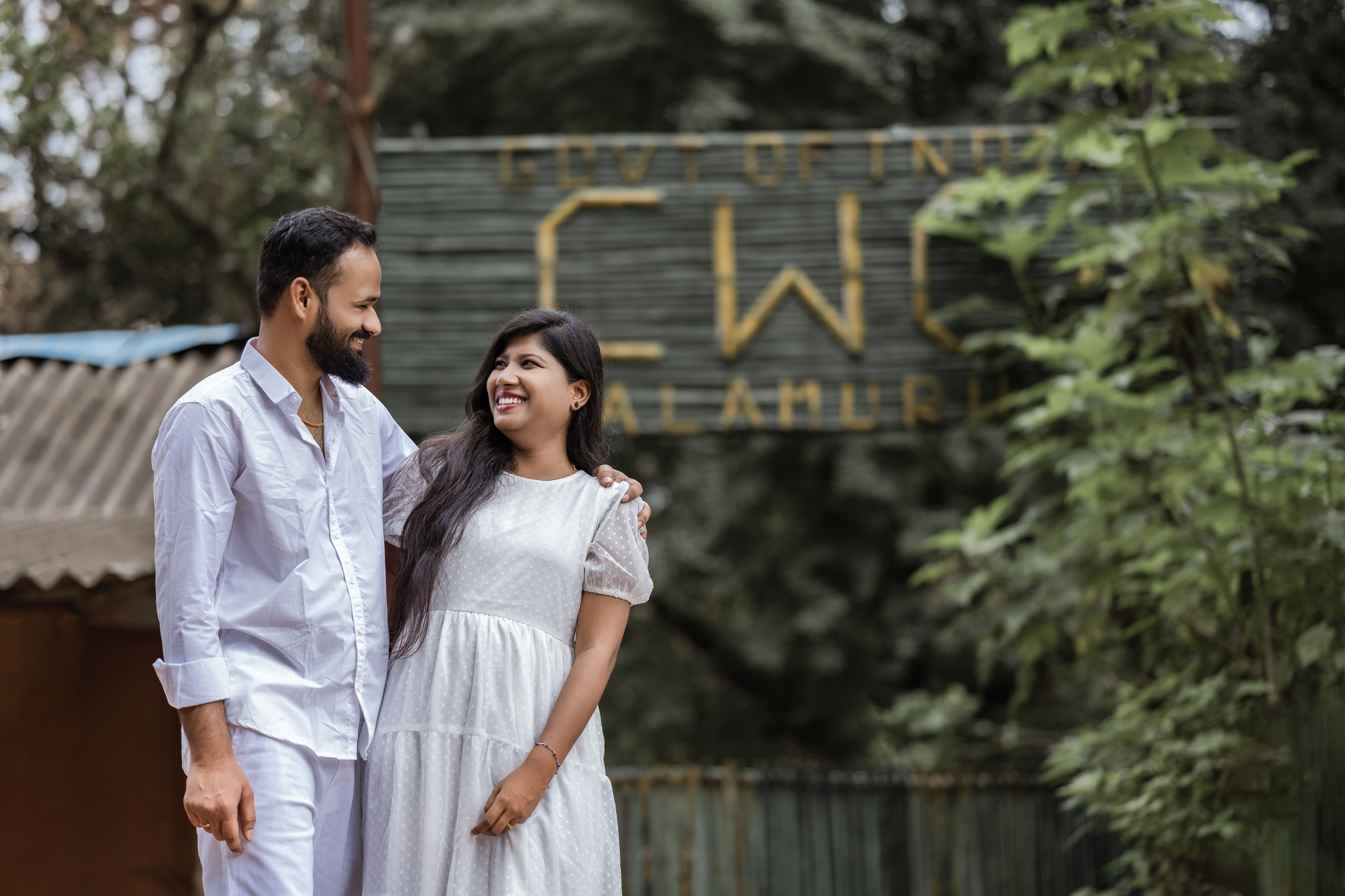 Beautiful wedding celebration captured by Wedding Thalambras