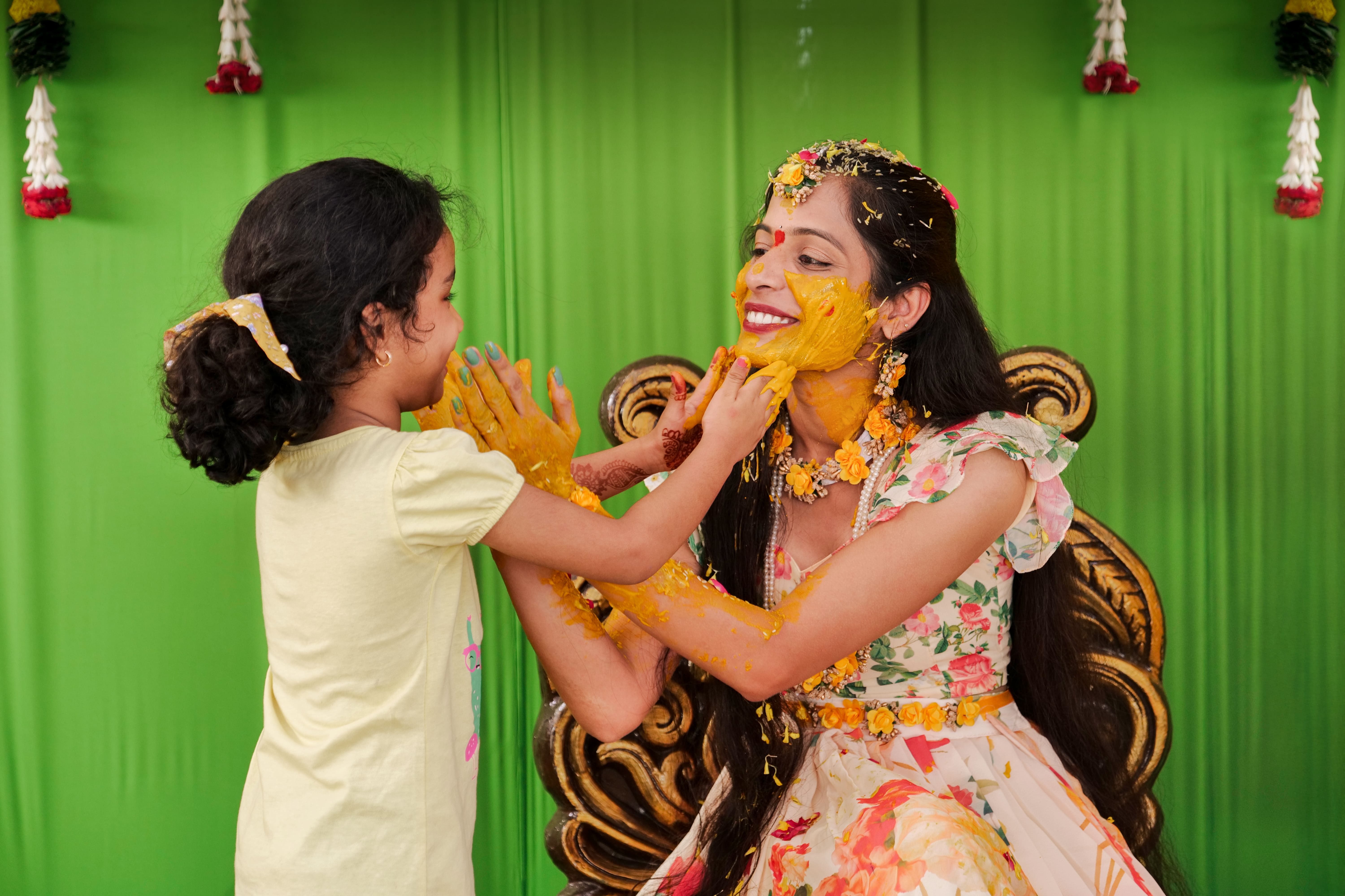 Elegant wedding photography by Wedding Thalambras